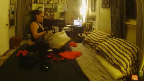 Redandblaq online show from January 9, 2026, 11:17 pm