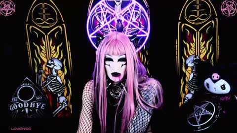   online show from December 10, 2024, 3:55 pm