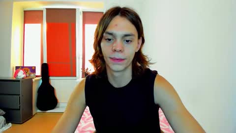 Snapshot of blazet0ne chatting on September 19, 2025, 3:24 pm David online show from September 19, 2025, 3:24 pm