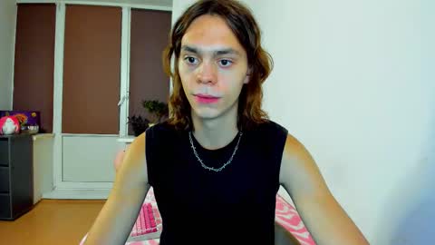 Snapshot of blazet0ne chatting on September 20, 2025, 3:35 pm David online show from September 20, 2025, 3:35 pm