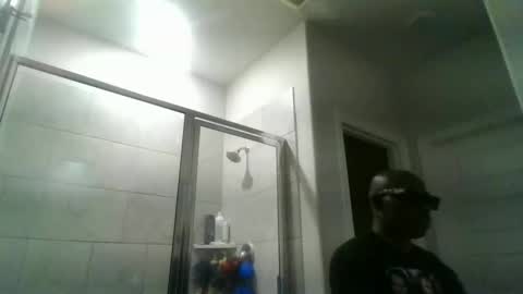 Snapshot of blessica_eddieluv6996 chatting on May 10, 2026, 2:39 am BLESSICA EDDIE LOVE online show from May 10, 2026, 2:39 am