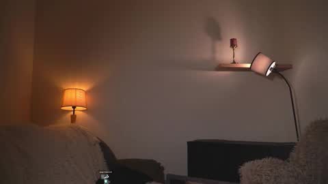 Scarlett NEXT LIVE  5AM gmt online show from October 9, 2025, 4:32 am