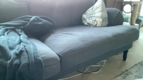 BlIdoL online show from April 28, 2026, 6:07 am