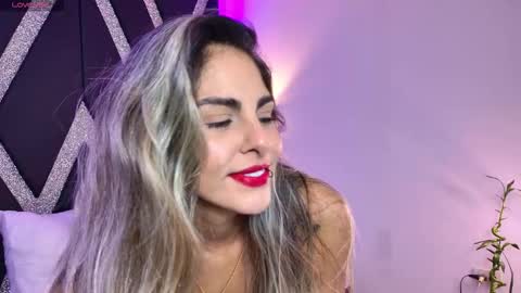 alejandra online show from November 25, 2025, 5:29 am