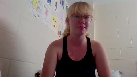 Katie online show from September 29, 2025, 12:27 am