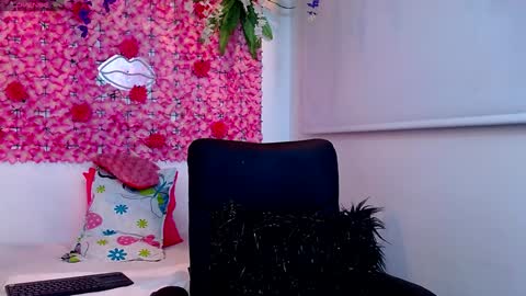 blonde_squirt_ online show from January 21, 2025, 2:00 am