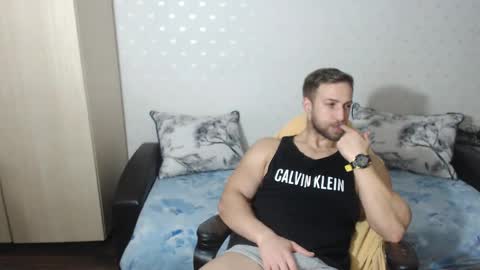 Snapshot of blondeagle chatting on December 5, 2024, 8:44 pm Mr Blond online show from December 5, 2024, 8:44 pm