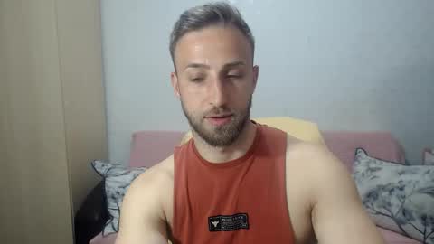 Mr Blond online show from May 25, 2026, 6:25 pm