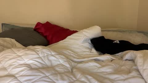 Snapshot of blondebunny999 chatting on February 26, 2026, 8:35 am blondebunny999 online show from February 26, 2026, 8:35 am