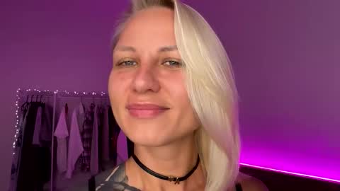 Snapshot of blondeheatxxx chatting on April 9, 2026, 12:43 am Real name Anastassiya and Ramil online show from April 9, 2026, 12:43 am