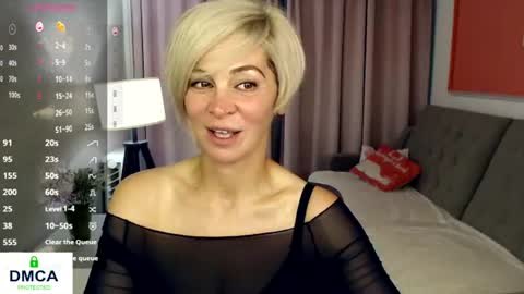 Snapshot of blondemommy_77 chatting on July 11, 2026, 9:05 pm Lola online show from July 11, 2026, 9:05 pm