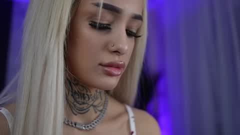 blondie_muller online show from February 25, 2026, 8:51 pm