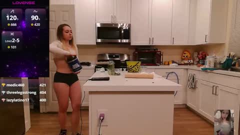 Bubbles online show from October 31, 2025, 12:17 pm