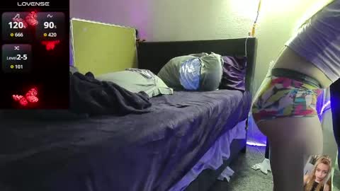 Snapshot of blondiebubblebooty chatting on May 14, 2026, 2:29 am Bubbles online show from May 14, 2026, 2:29 am