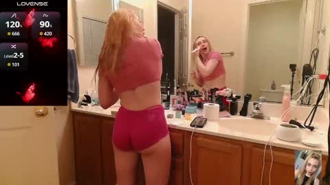 Snapshot of blondiebubblebooty chatting on May 29, 2026, 5:16 am Bubbles online show from May 29, 2026, 5:16 am