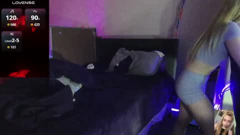 Snapshot of blondiebubblebooty chatting on May 30, 2026, 5:59 am Bubbles online show from May 30, 2026, 5:59 am