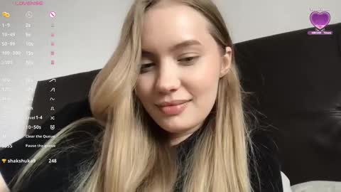 Blondy bunny online show from March 5, 2026, 5:14 am