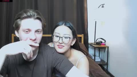 Sasha and Maria online show from January 7, 2026, 11:29 pm