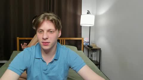 Sasha and Maria online show from April 8, 2026, 6:41 pm