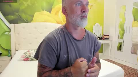 Nico online show from May 13, 2026, 2:14 pm