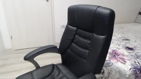 Juliet online show from January 18, 2026, 5:06 pm