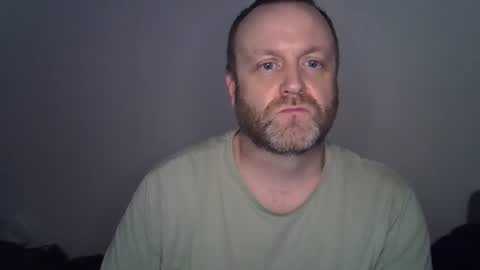 blue_eyes_paul online show from February 14, 2026, 2:41 am