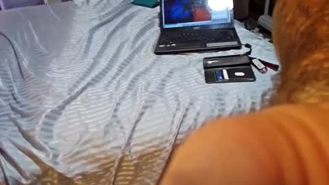 blue and star online show from September 27, 2025, 4:06 am