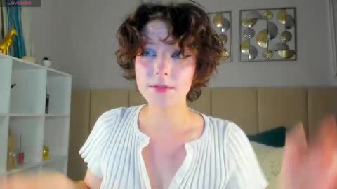 Charlotte  dont forget to thumbs up me  online show from June 8, 2026, 3:18 am