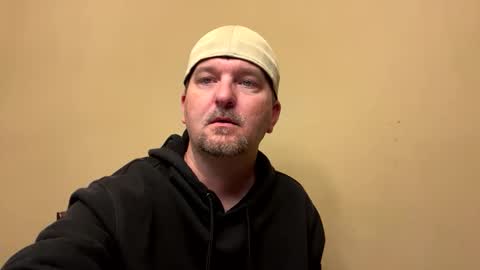 bluecollarpixel online show from April 18, 2026, 10:41 am