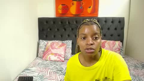 Snapshot of bluedi622952 chatting on January 26, 2025, 6:16 pm Tee online show from January 26, 2025, 6:16 pm