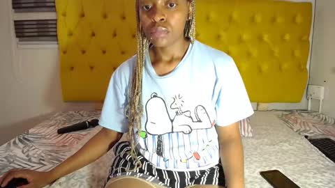 Snapshot of bluedi622952 chatting on February 25, 2025, 3:05 pm Tee online show from February 25, 2025, 3:05 pm