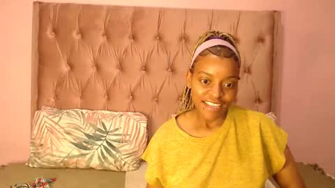 Snapshot of bluedi622952 chatting on March 9, 2025, 4:05 am Tee online show from March 9, 2025, 4:05 am