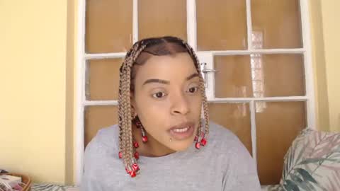 Snapshot of bluedi622952 chatting on November 11, 2025, 12:16 pm Tee online show from November 11, 2025, 12:16 pm