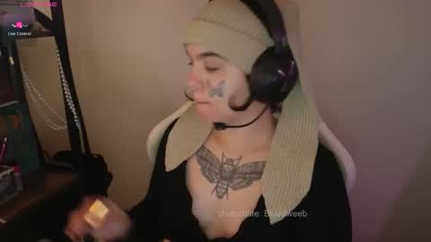 Snapshot of bluedweeb chatting on February 8, 2026, 5:00 am Blue online show from February 8, 2026, 5:00 am