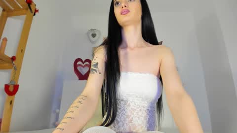 blueee_diamond online show from March 26, 2026, 11:32 pm