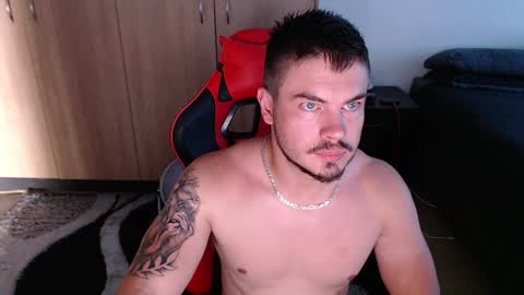 blueeyeboy0 online show from January 22, 2025, 3:40 pm