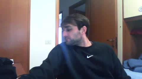 bluejoee online show from December 4, 2025, 10:46 am