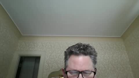 bluemoose70 online show from January 6, 2025, 6:20 pm