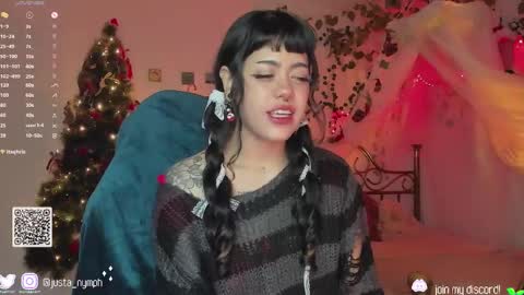 Snapshot of blushing_nymph chatting on December 19, 2024, 2:12 am   Im Nym  Justa nymph on twitter and IG online show from December 19, 2024, 2:12 am
