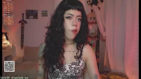 Snapshot of blushing_nymph chatting on October 10, 2025, 2:21 am   Im Nym  Justa nymph on twitter and IG online show from October 10, 2025, 2:21 am