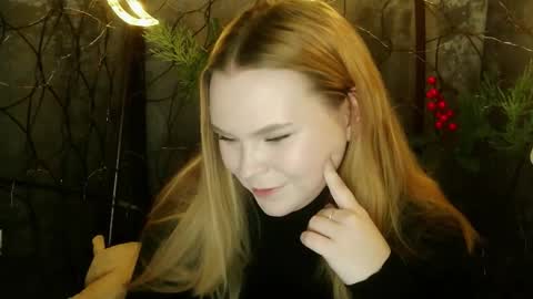 blushing_star online show from February 9, 2026, 4:11 pm