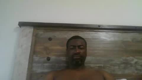 bluuthunder1914 online show from January 15, 2025, 6:29 pm