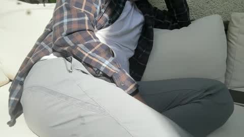 bmclovin_7 online show from September 24, 2025, 6:55 pm