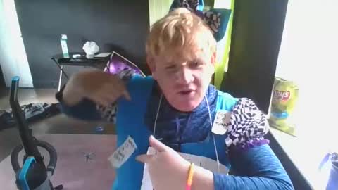 Snapshot of bmiddleton1717 chatting on November 11, 2025, 5:24 pm SirMopBucket online show from November 11, 2025, 5:24 pm