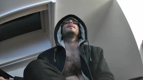 bo22222222 online show from March 8, 2026, 9:40 pm