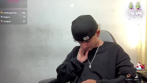 Snapshot of bob_pettersonn chatting on December 8, 2024, 9:41 pm Bob  INDEPENDENT MODEL online show from December 8, 2024, 9:41 pm