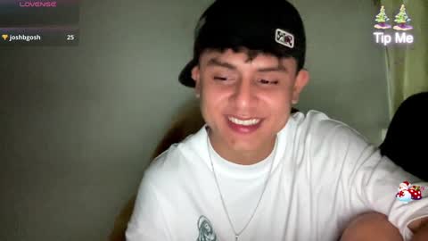 Snapshot of bob_pettersonn chatting on December 12, 2024, 5:10 am Bob  INDEPENDENT MODEL online show from December 12, 2024, 5:10 am