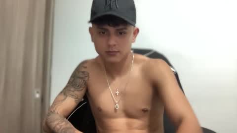 Snapshot of bob_pettersonn chatting on February 20, 2025, 1:46 am Bob  INDEPENDENT MODEL online show from February 20, 2025, 1:46 am