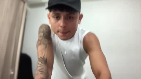 Snapshot of bob_pettersonn chatting on February 24, 2025, 9:52 pm Bob  INDEPENDENT MODEL online show from February 24, 2025, 9:52 pm