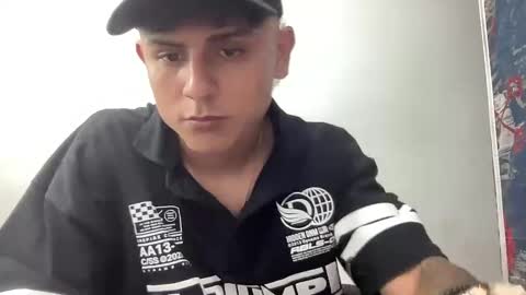 Snapshot of bob_pettersonn chatting on March 3, 2025, 10:10 pm Bob  INDEPENDENT MODEL online show from March 3, 2025, 10:10 pm